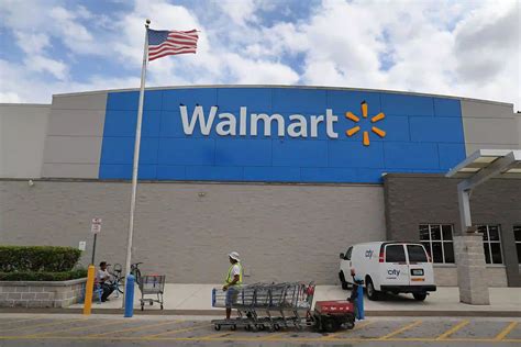 Walmart stevens point - You may visit Target immediately near the intersection of Woodland Circle and Maple Bluff Road, in Stevens Point, Wisconsin. By car . Prominently located a 1 minute drive time from Wi-66, Main Street, Exit 158B of US-51 or Golla Road; a 3 minute drive from US-10, Vietnam War Veterans Memorial Highway or Brilowski Road; or a 11 minute drive time …